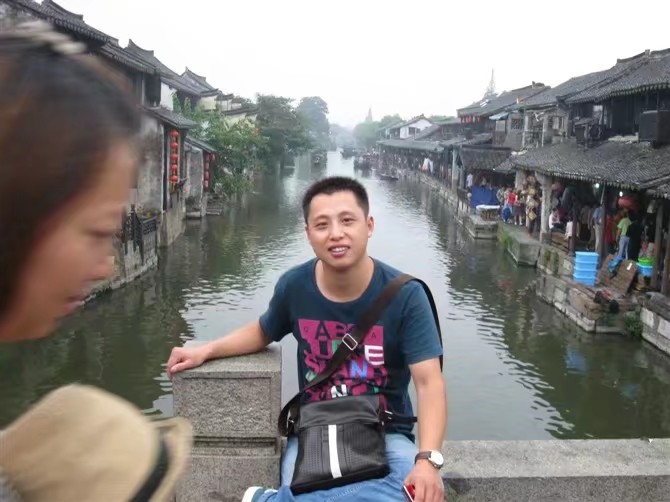 雪糕冰激凌的第一张照片--镇江相亲服务中心