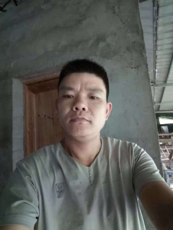 寻找幸福的第一张照片--镇江相亲服务中心