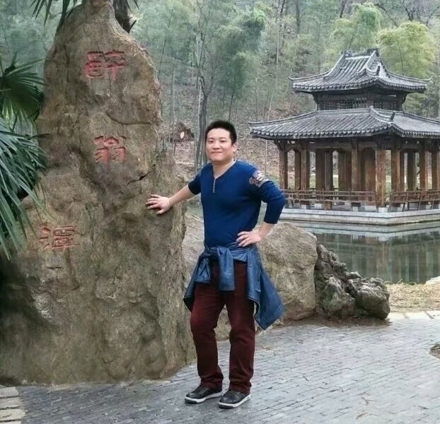 烦事用点心的第一张照片--镇江相亲服务中心