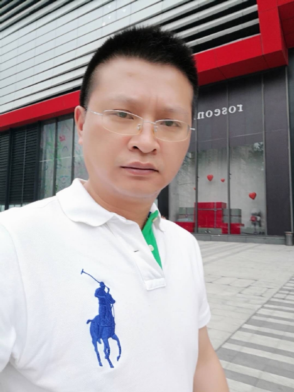 硬汉的第一张照片--镇江相亲服务中心