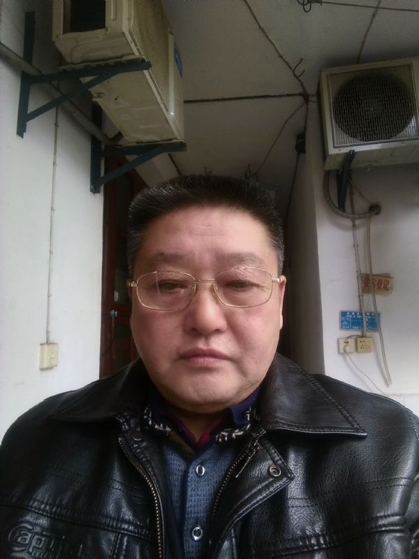 金泰的第一张照片--镇江相亲服务中心