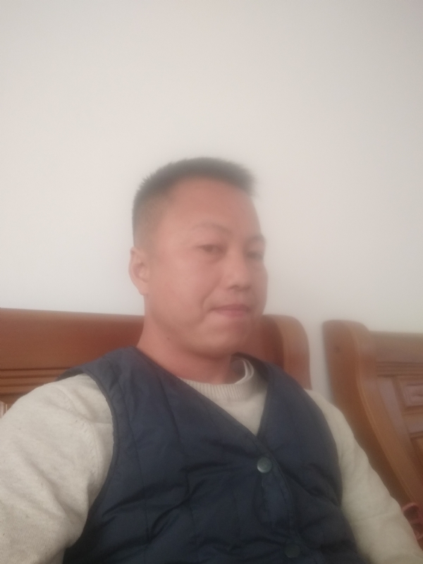 只对你好的第一张照片--镇江相亲服务中心