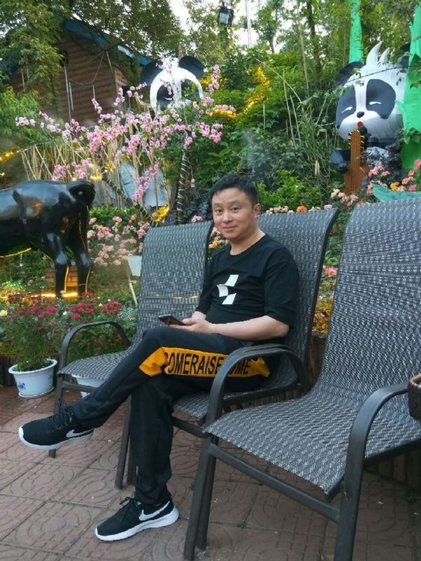 想家的第一张照片--镇江相亲服务中心