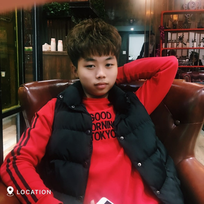 阳光男孩的第一张照片--镇江相亲服务中心