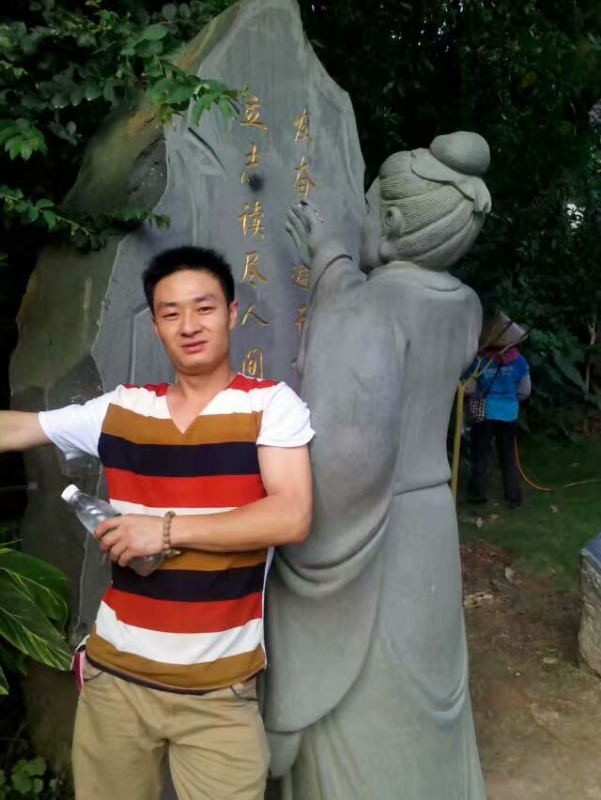 相依相伴的第一张照片--镇江相亲服务中心
