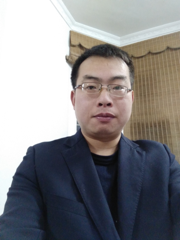 简单爱的第一张照片--镇江相亲服务中心