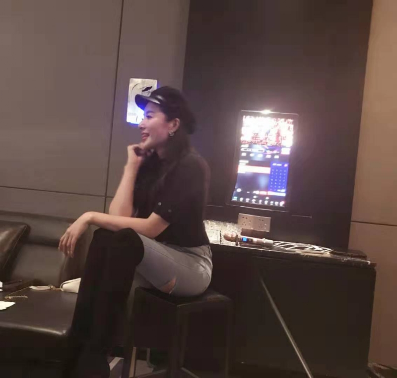 婷婷的第三张照片--镇江相亲服务中心