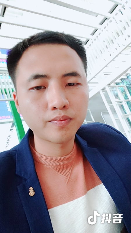 佳鑫的第一张照片--镇江相亲服务中心