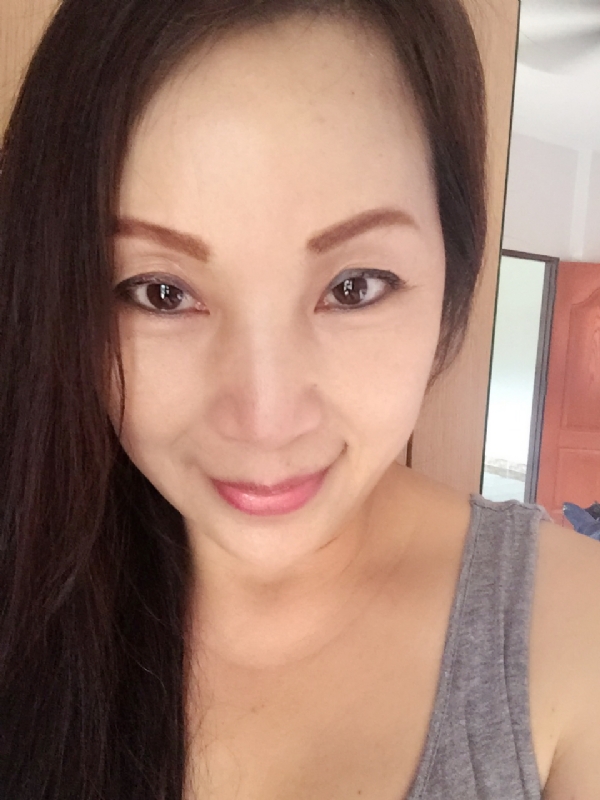 ying的第一张照片--镇江相亲服务中心