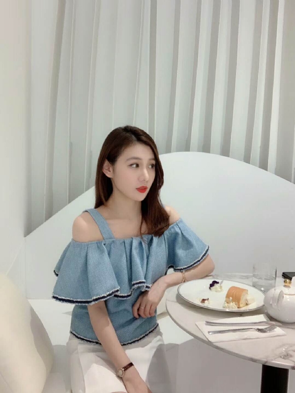 Emily的第一张照片--镇江相亲服务中心