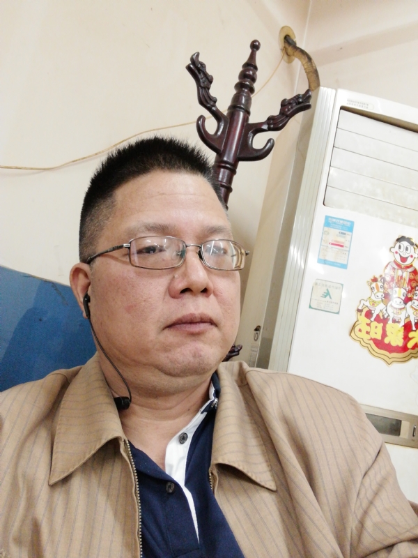 一个人的第一张照片--镇江相亲服务中心