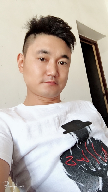 yang的第一张照片--镇江相亲服务中心