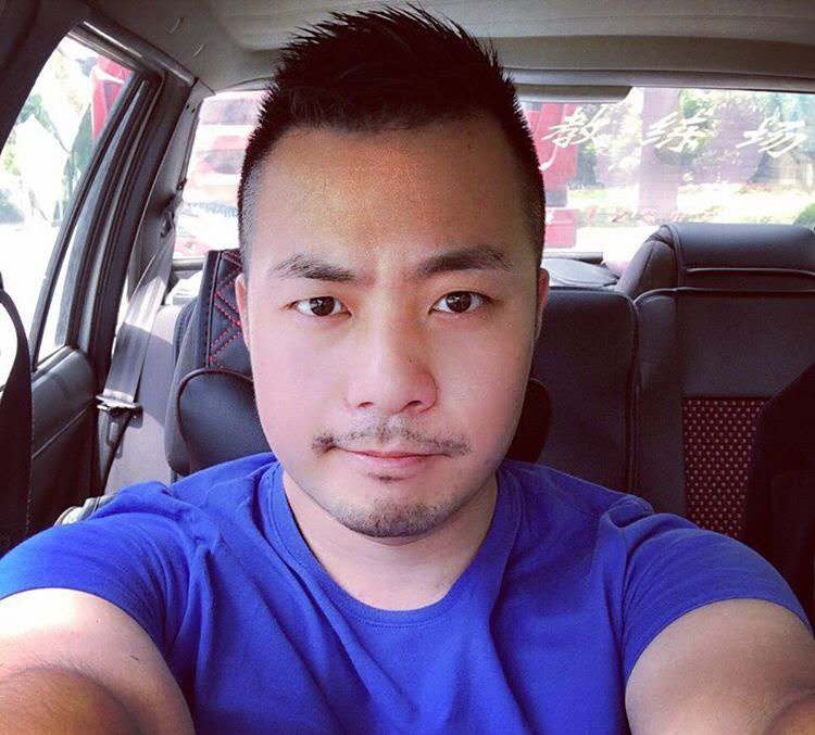 刘江平的第三张照片--镇江相亲服务中心