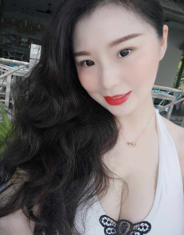 yoyo的第一张照片--镇江相亲服务中心