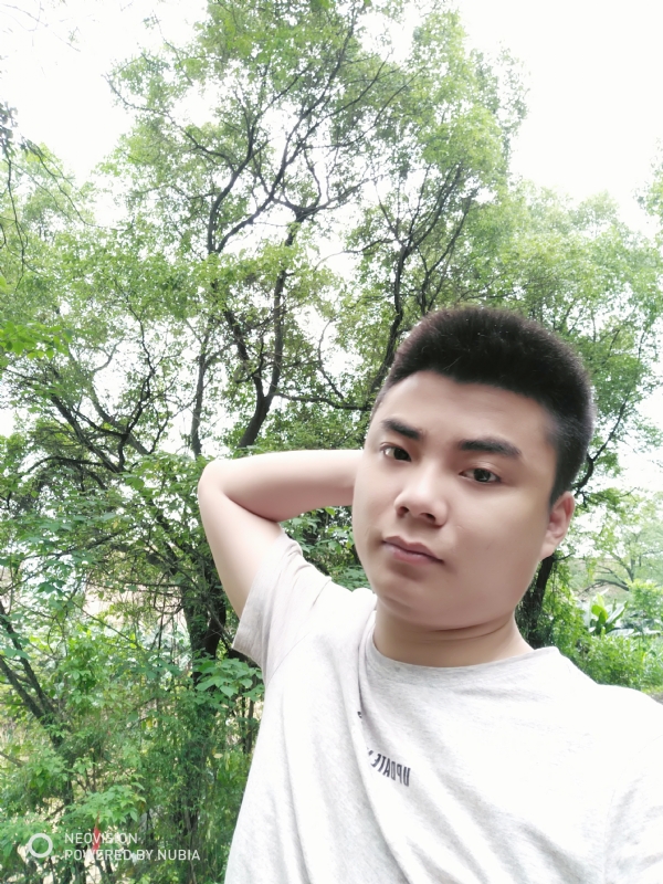 黄帅哥的第一张照片--镇江相亲服务中心