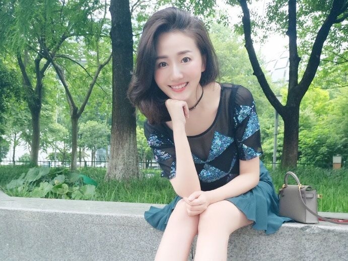 Ella的第一张照片--镇江相亲服务中心