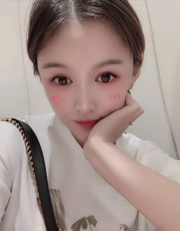 fei菲儿的第一张照片--镇江相亲服务中心