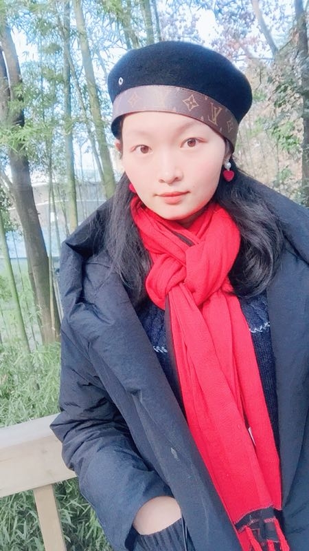 风中百合的第一张照片--镇江相亲服务中心