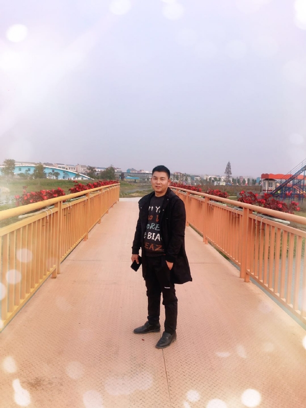 清风的第二张照片--镇江相亲服务中心