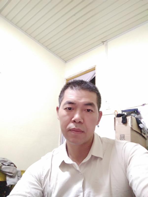 为伊消得人憔悴的第一张照片--镇江相亲服务中心