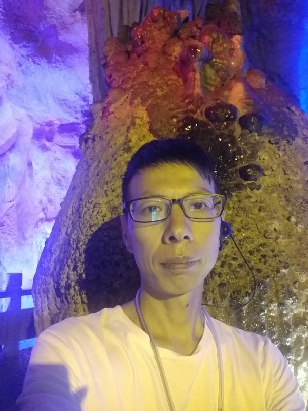 红叶的第一张照片--镇江相亲服务中心