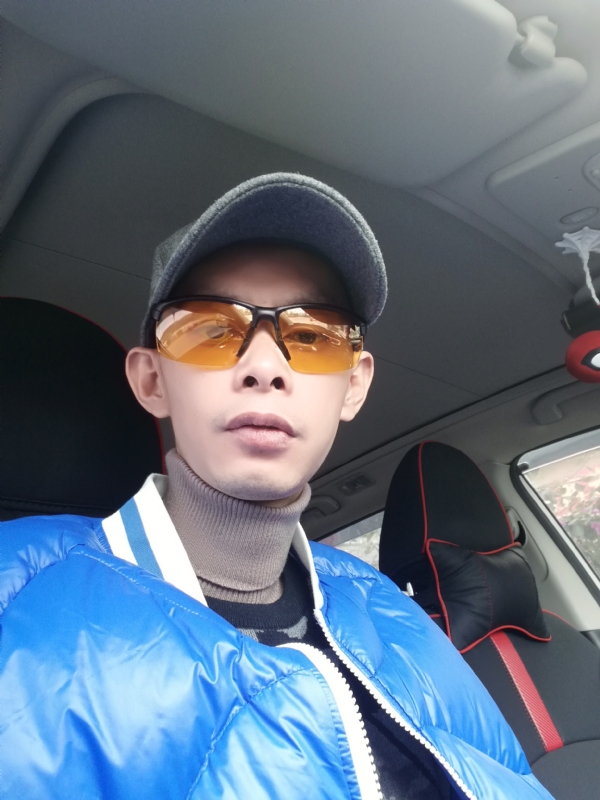 愿得一人心的第一张照片--镇江相亲服务中心