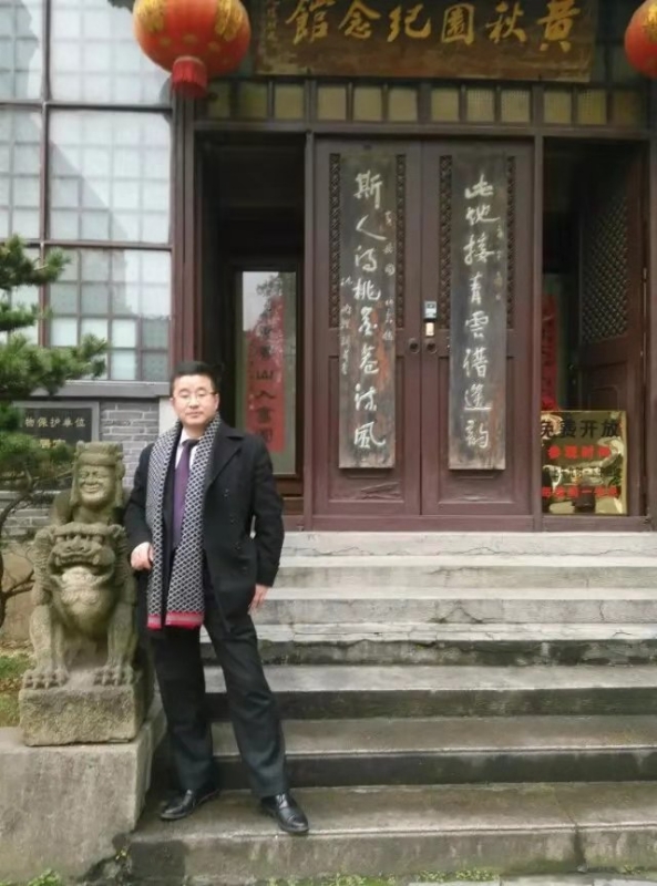 淡定牛魔王的第二张照片--镇江相亲服务中心