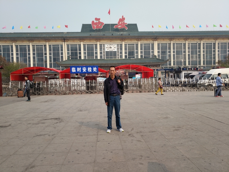 老陈的第一张照片--镇江相亲服务中心
