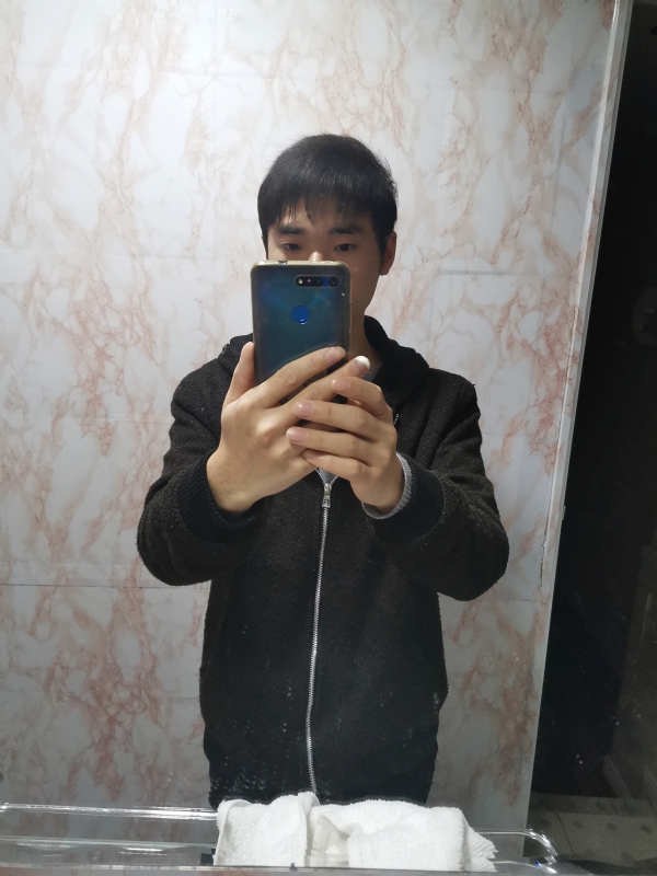 老实人的第三张照片--镇江相亲服务中心