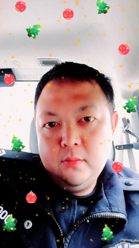 恨孤独的第一张照片--镇江相亲服务中心