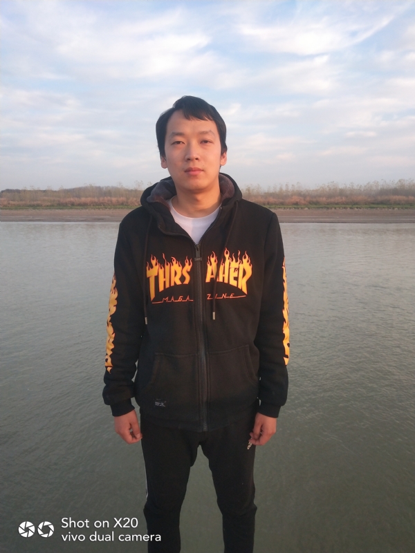一往情深的第一张照片--镇江相亲服务中心