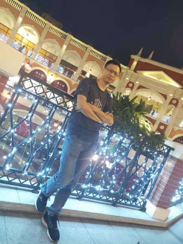 落单恋人的第一张照片--镇江相亲服务中心