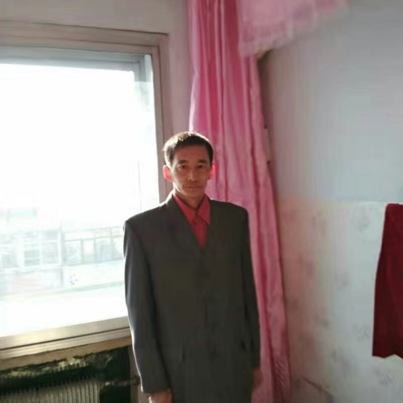 阳光明媚的第一张照片--镇江相亲服务中心