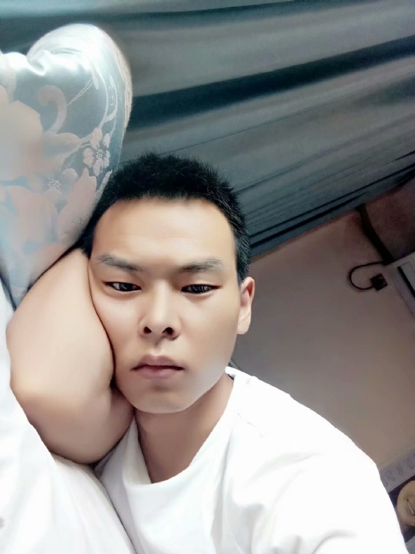 琪子心的第一张照片--镇江相亲服务中心