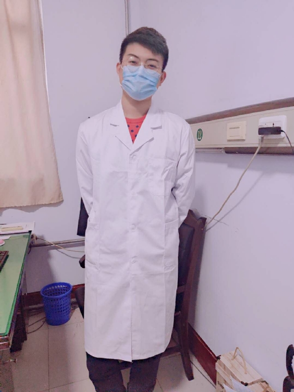 Leslie的第一张照片--镇江相亲服务中心