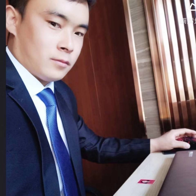会哭的幸福的第一张照片--镇江相亲服务中心