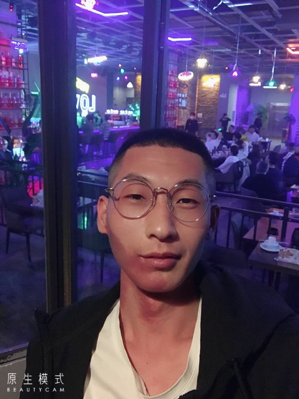 东北小伙的第一张照片--镇江相亲服务中心
