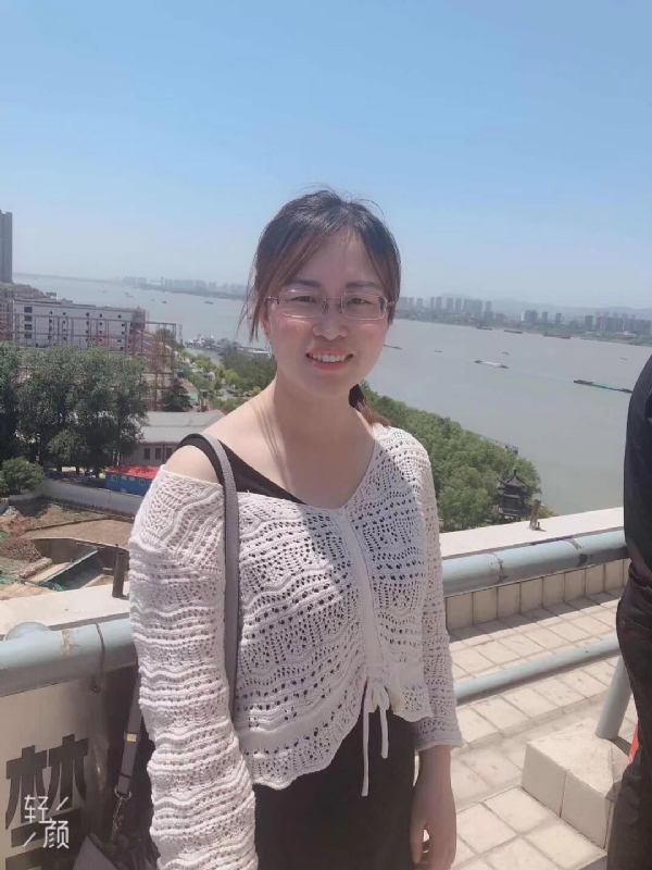 随缘的第一张照片--镇江相亲服务中心