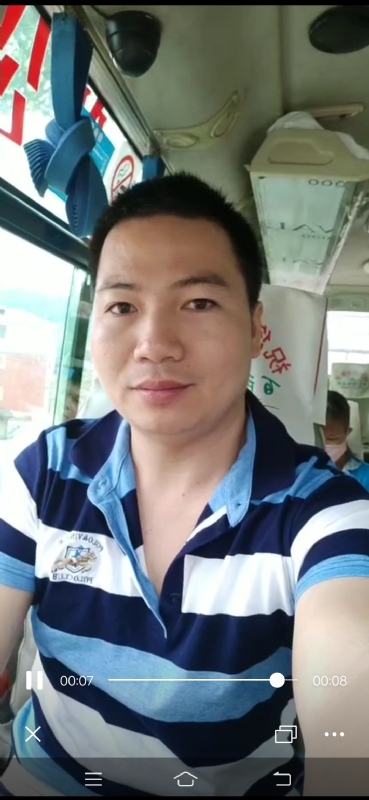 恋人未满的第一张照片--镇江相亲服务中心