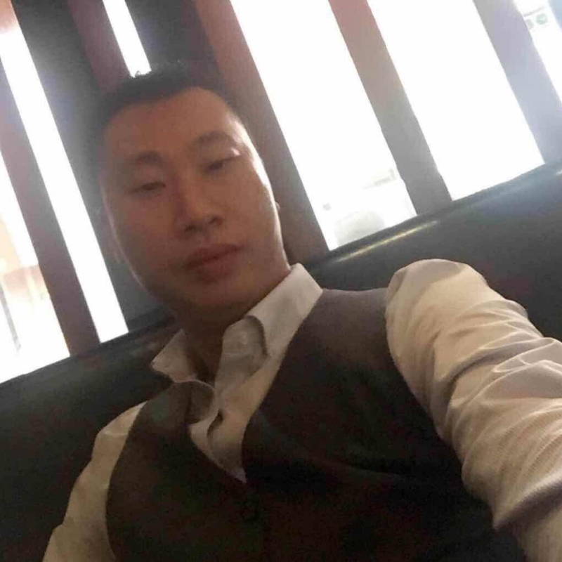 陈威的第一张照片--镇江相亲服务中心