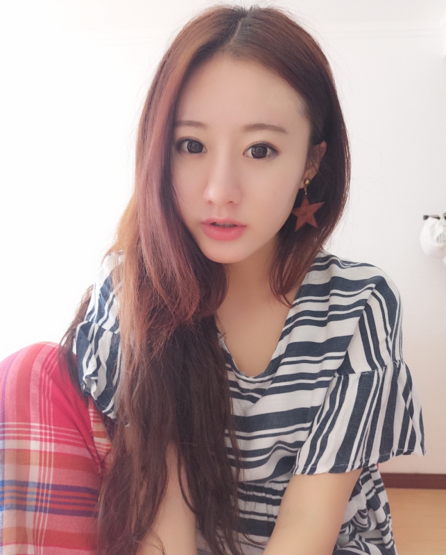 妮妮的第二张照片--镇江相亲服务中心