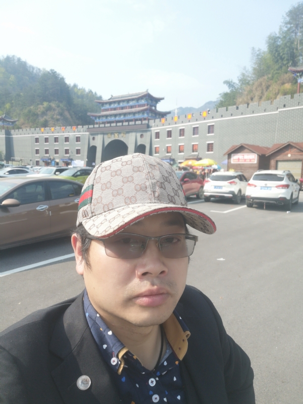 金沧海的第一张照片--镇江相亲服务中心