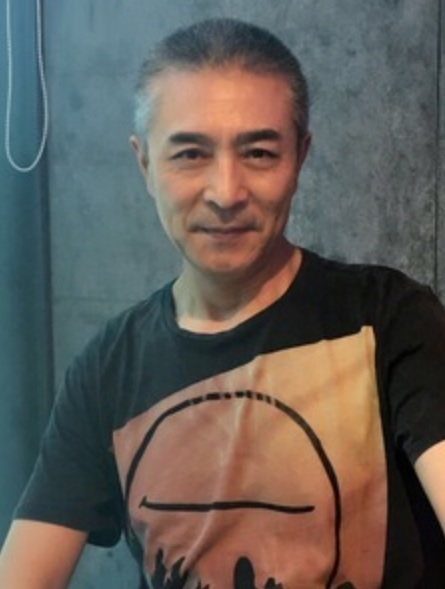 拥抱明天的第一张照片--镇江相亲服务中心