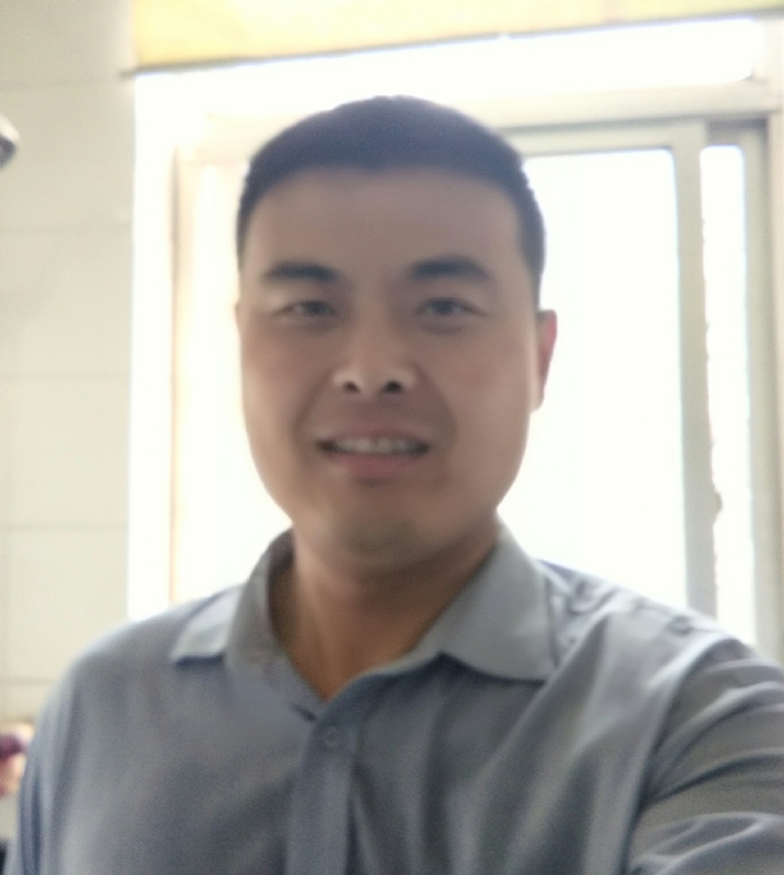 李伟的第一张照片--镇江相亲服务中心