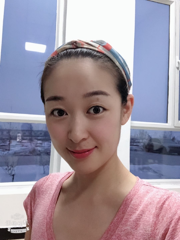 浅笑的第一张照片--镇江相亲服务中心