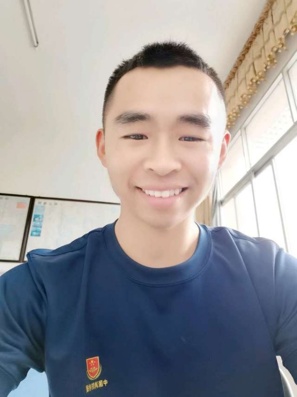 超超的第一张照片--镇江相亲服务中心