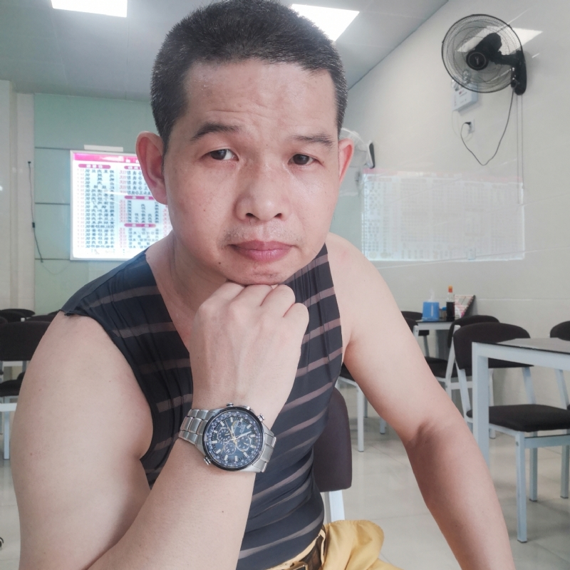 曾生的第二张照片--镇江相亲服务中心