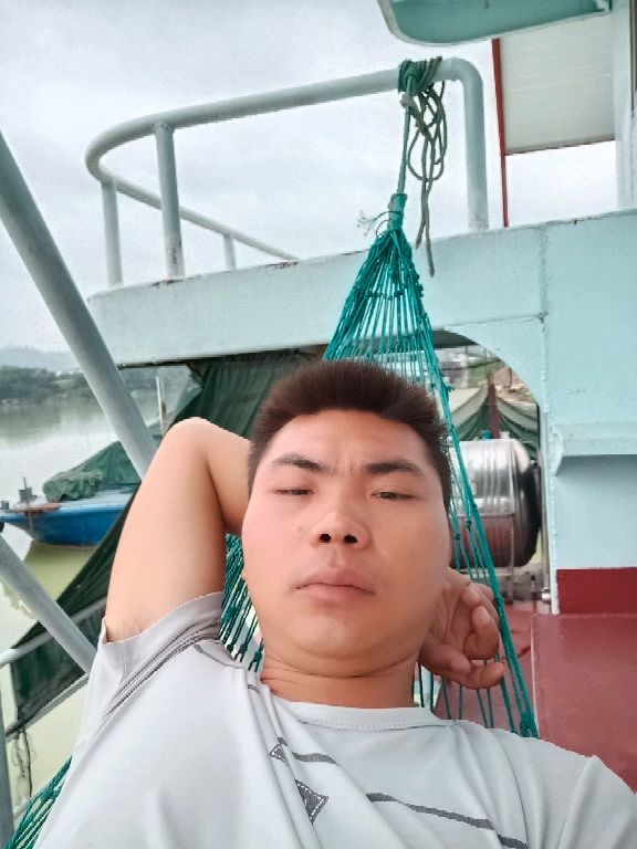 小哥哥的第一张照片--镇江相亲服务中心