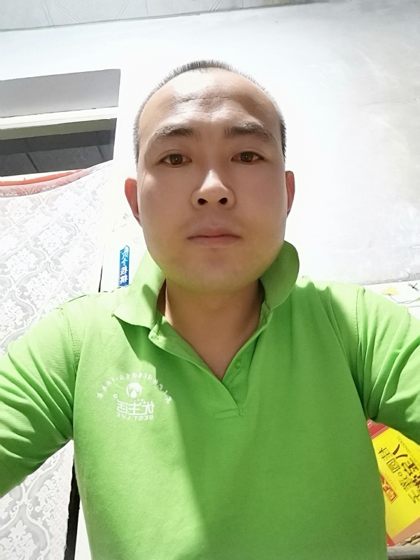 东海龙王的第三张照片--镇江相亲服务中心