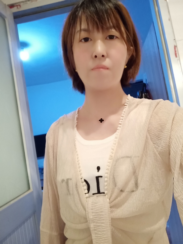 芬儿的第二张照片--镇江相亲服务中心